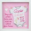 Bestickter Babybody im Rahmen Design Sophie